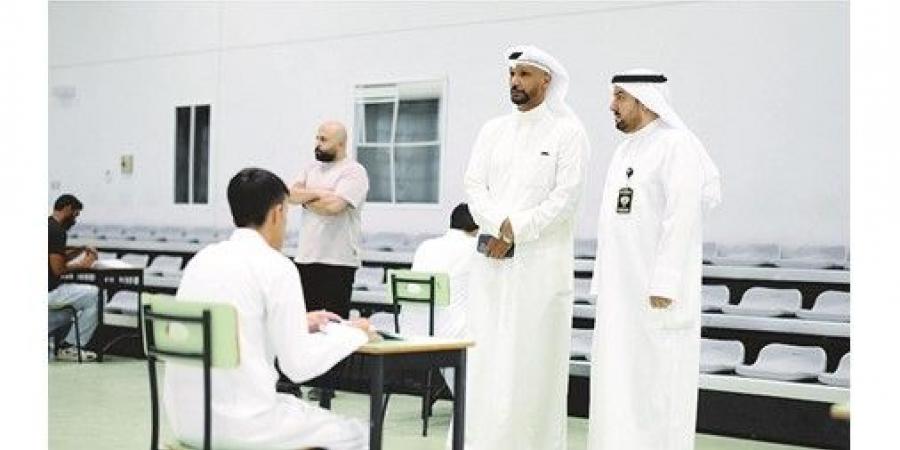 الرشيد
والحمد
اطلعا
على
سير
الامتحانات
في
«الجهراء
التعليمية»