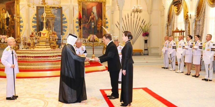 ملك تايلاند يتسلم أوراق اعتماد سفير دولة قطر