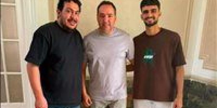 حرس
      الحدود
      يتعاقد
      مع
      هاني
      ياسر
      ظهير
      أيسر
      الزمالك
      3
      مواسم