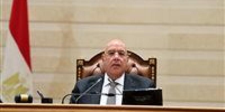 جلسات
      مكثفة
      يشهدها
      مجلس
      النواب
      على
      مدار
      أسبوعين
      والمجلس
      يقرر
      استمرارها
      للأسبوع
      القادم