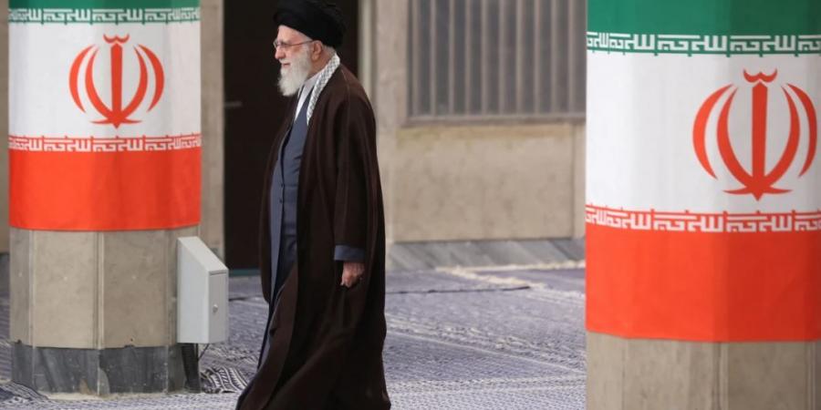 إيران:
      عطلة
      رسمية
      لمدة
      ثلاثة
      أيام
      بمناسبة
      جنازة
      المرشد
      السابق
      علي
      خامنئي