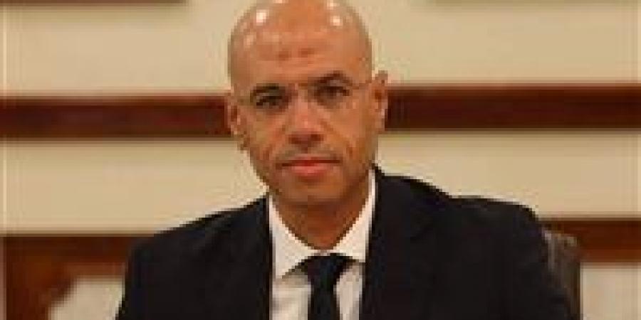 أبو
      فندي:
      الاتحاد
      العربي
      لألعاب
      القوى
      يرسم
      مستقبل
      الأبطال