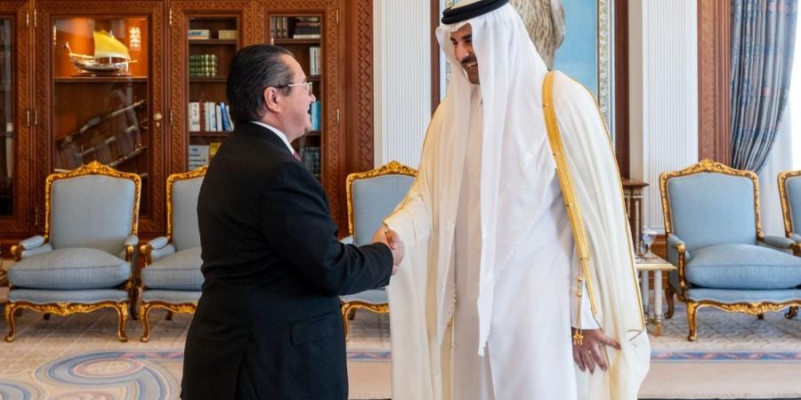 سمو الأمير يستقبل سفيري كازاخستان وروسيا بمناسبة انتهاء فترة عملهما