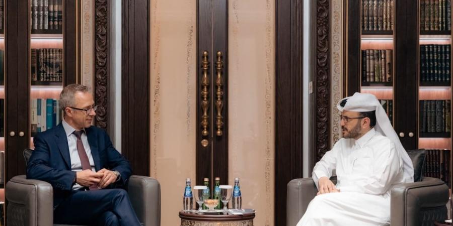 د. الأنصاري يجتمع مع المدير السياسي بوزارة الخارجية الألمانية