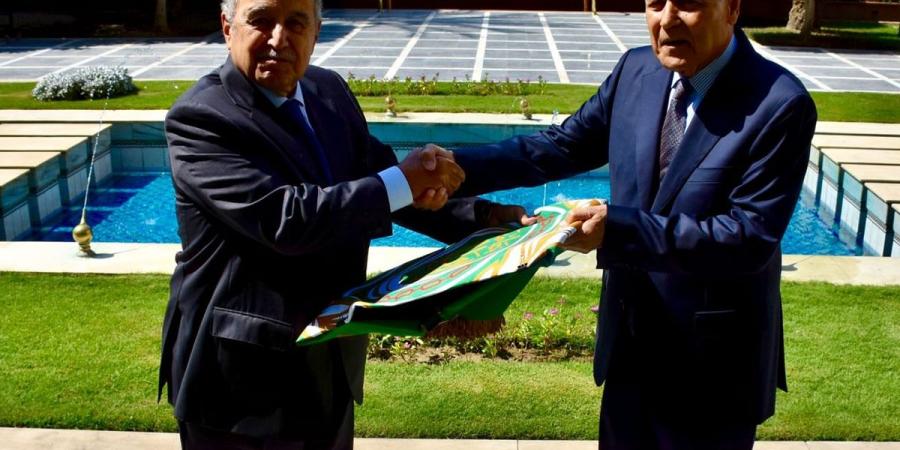 نبيل فهمي يتسلم مهامه أمينا عاما لجامعة الدول العربية