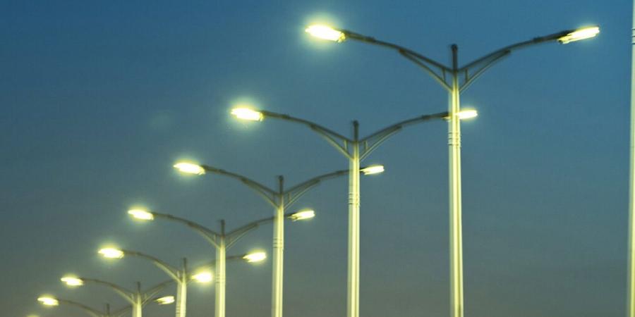 طرح مناقصة لإحلال كشافات «LED»