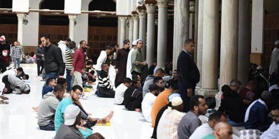 نقل شعائر صلاة الجمعة من مسجد مصر الكبير بالعاصمة الجديدة (بث مباشر)