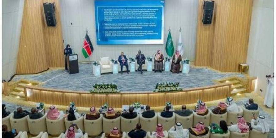 مباحثات
      سعودية
      كينية
      في
      الرياض
      لاستكشاف
      فرص
      استثمارية
      جديدة