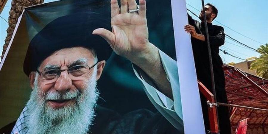 جثمان المرشد الإيراني علي خامنئي يصل مدينة النجف العراقية