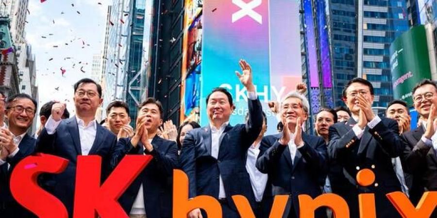 إس
      كيه
      هاينكس
      يقفز
      14%
      في
      أول
      تداولاته
      بوول
      ستريت