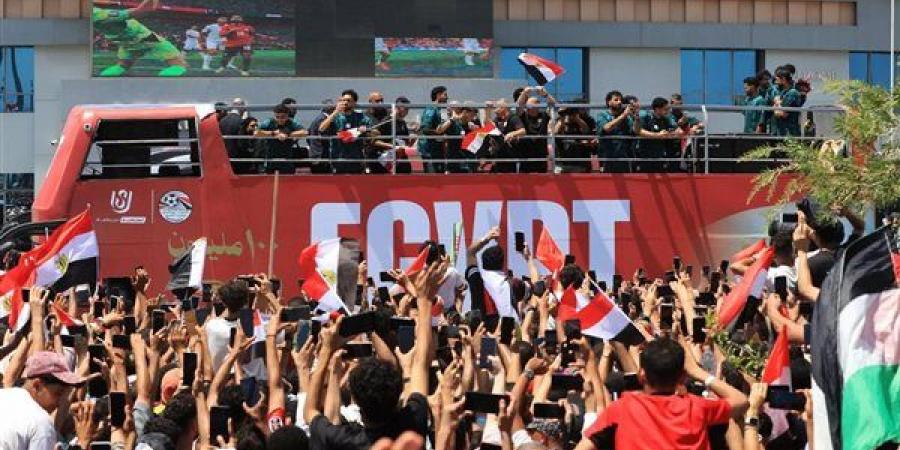 تقديرا للإنجاز التاريخي، خلف الحبتور يهدي جميع أفراد بعثة منتخب مصر سيارات ميتسوبيشي