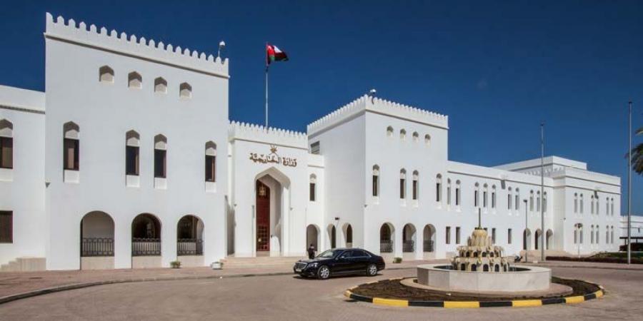 تعرض مواقع بمحافظة مسندم في سلطنة عمان لاستهداف بمسيرات