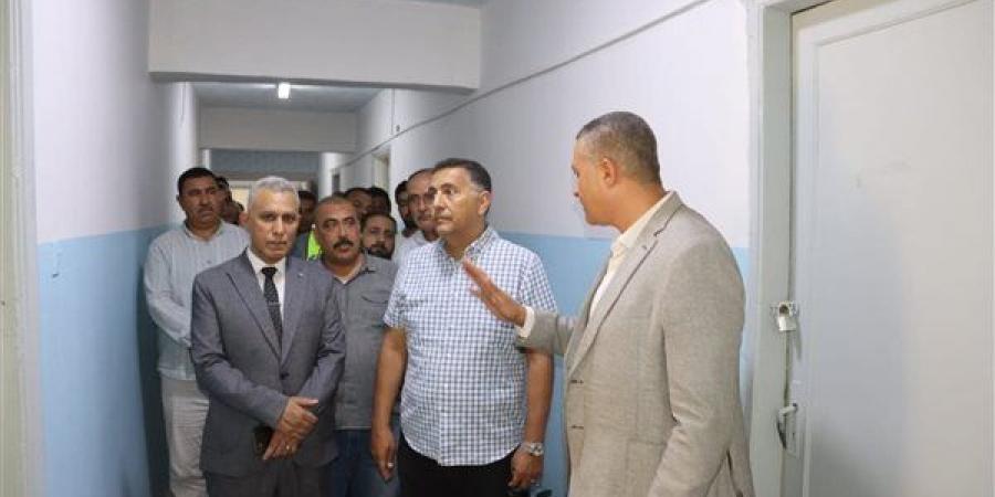محافظ القليوبية يوجّه بسرعة الانتهاء من تطوير مقر التأمين الصحي بشبين القناطر