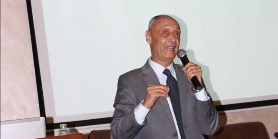 معهد بحوث أمراض العيون ينظم محاضرة علمية حول "التميز المؤسسي والتصنيفات الدولية"