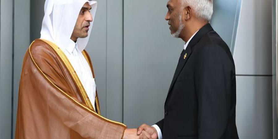 رئيس جمهورية المالديف يصل الدوحة لتقديم العزاء في فقيد الوطن الكبير
