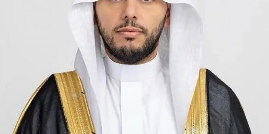 الشمسان
      يرفع
      الشكر
      للقيادة
      بمناسبة
      تكليفه
      وكيلًا
      للنيابة
      العامة