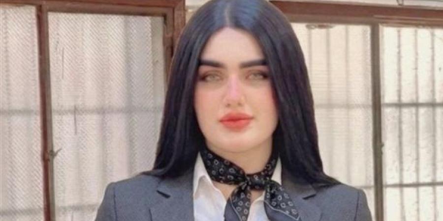 أول رد من محامية سوهاج على صورتها من غير فلاتر