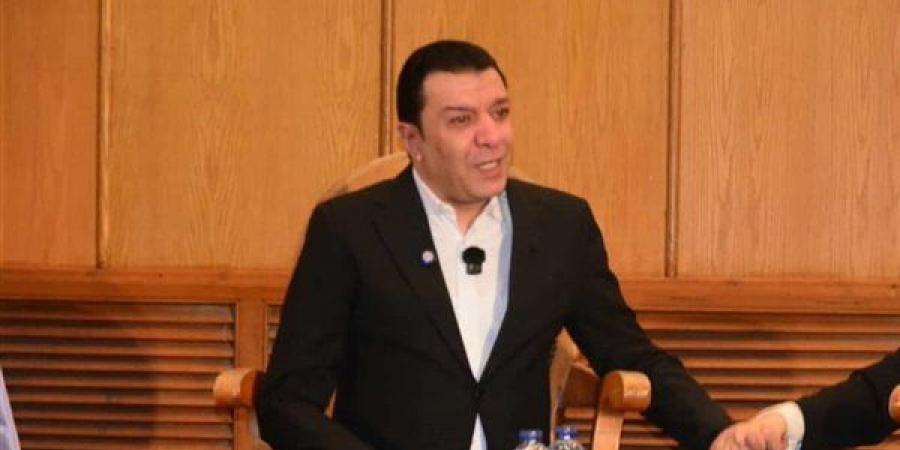 بلاغ جديد للنائب العام يتهم مصطفى كامل بسب وقذف أهالي الشرقية