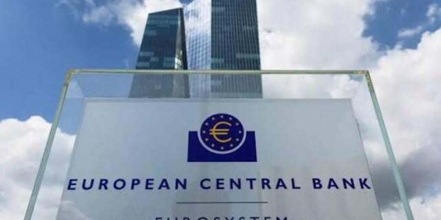 التوترات
      بمضيق
      هرمز
      تؤدي
      لتقلبات
      شديدة
      بتوقعات
      الفائدة
      الأوروبية