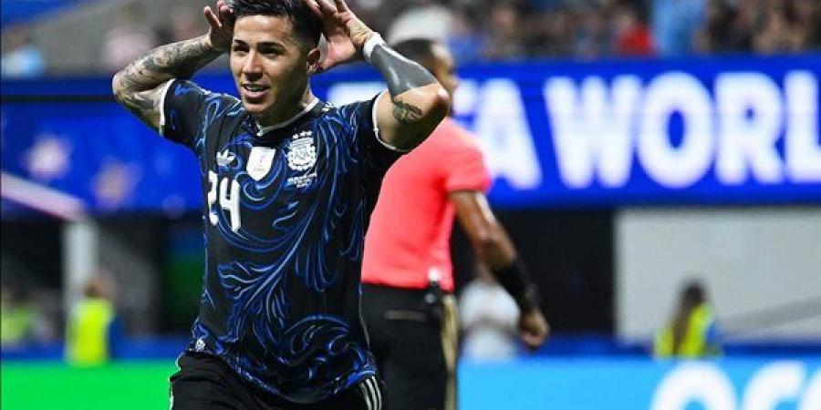 كأس العالم، الأرجنتين تقهر إنجلترا وتتأهل لمواجهة إسبانيا في النهائي