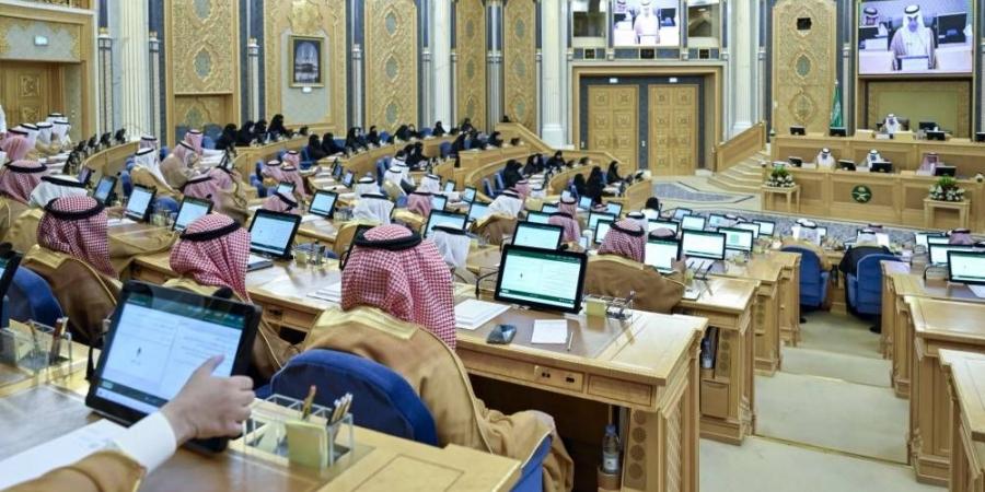 الشورى يطالب بسد ثغرات التوظيف الصحي وتطوير بوصلة السياحة والحج