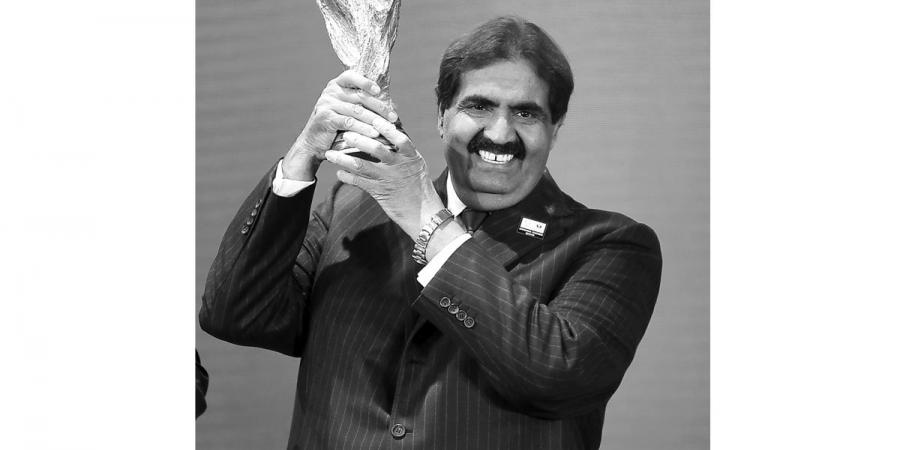دحلان الحمد: فقدنا قائداً ملهماً وزعيماً استثنائياً وأباً روحياً للرياضة