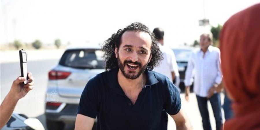 بعد
      تأييد
      الحكم،
      مصادر
      تكشف
      آخر
      فرصة
      أمام
      أحمد
      دومة
      للافلات
      من
      السجن
      بتهمة
      نشر
      أخبار
      كاذبة