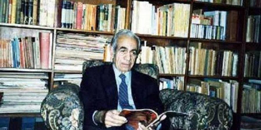 يوسف
      عز
      الدين
      عيسى،
      أديب
      عصري
      مزج
      بين
      الأدب
      والخيال
      في
      كتاباته