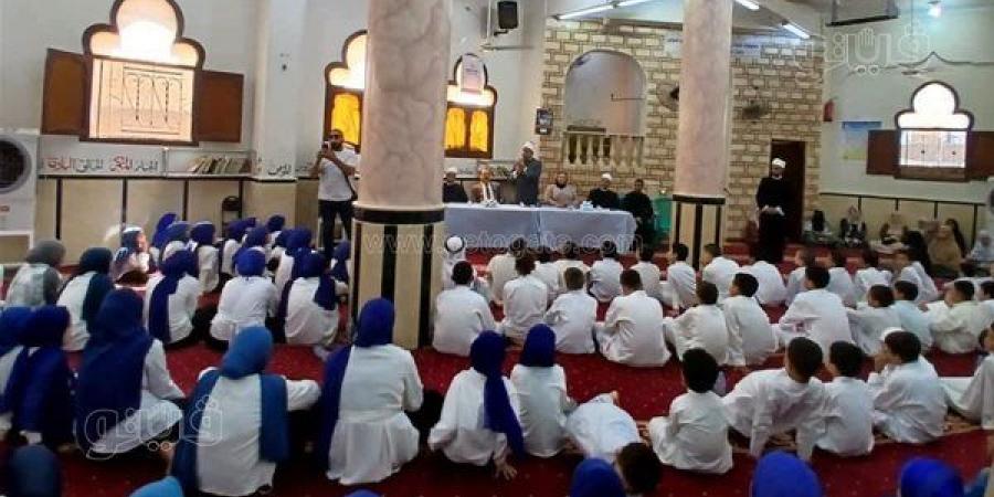 الأطفال يزينون المساجد في فعاليات مبادرة صحح مفاهيمك ببني سويف (صور)