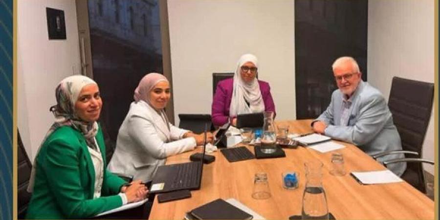 بعثة
      هيئة
      الثروة
      المعدنية
      تروج
      لفرص
      التعدين
      أمام
      مجتمع
      الأعمال
      الأسترالي