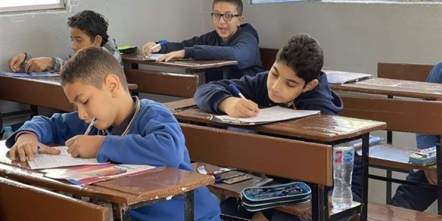 انطلاق
      امتحانات
      الدور
      الثاني
      لصفوف
      النقل
      بالقاهرة
      والجيزة
      غدا