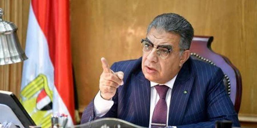 محافظ
      الدقهلية
      يجري
      حركة
      تنقلات
      واسعة
      لرؤساء
      الوحدات
      المحلية
      بمركز
      ميت
      غمر