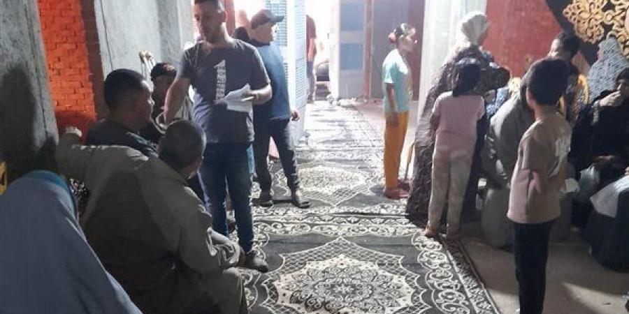 الكشف
      على
      1032
      مواطنًا
      في
      قافلة
      طبية
      مجانية
      تكريما
      لاسم
      الشهيد
      حمدي
      شطا
      بشربين