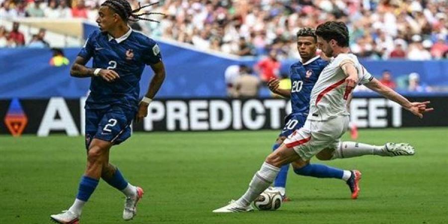 في
      مباراة
      تاريخية،
      إنجلترا
      تفوز
      على
      فرنسا
      6-4
      وتقتنص
      برونزية
      كأس
      العالم
      2026