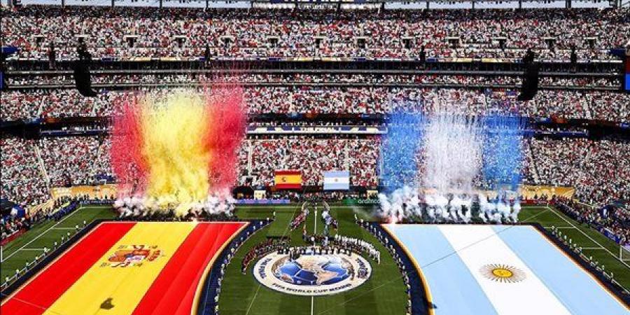 تجاوز
      6
      ملايين،
      كأس
      العالم
      2026
      يسجل
      رقما
      قياسيا
      في
      الحضور
      الجماهيري