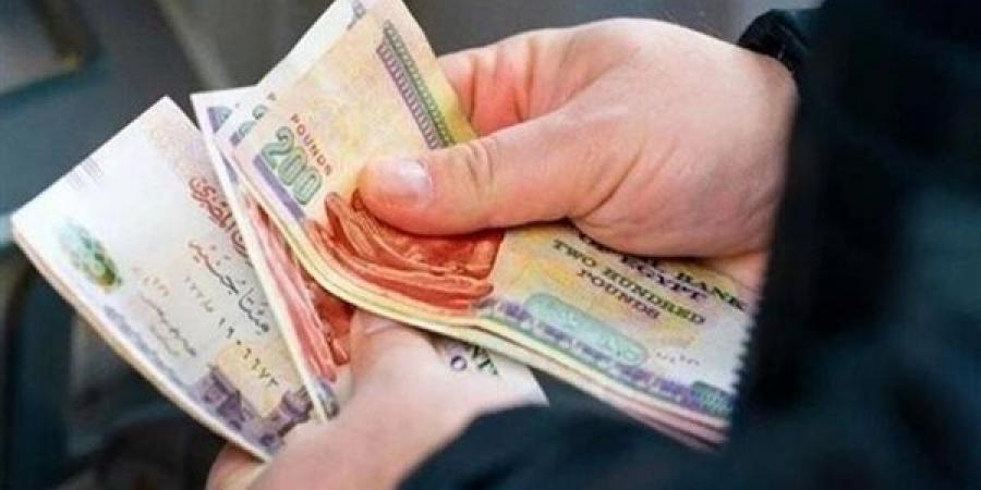 المالية:
      بدء
      صرف
      المرتبات
      بالزيادة
      الجديدة
      اعتبارا
      من
      اليوم