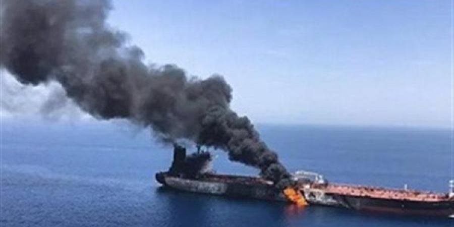 رويترز:
      حريق
      في
      سفينة
      شحن
      يونانية
      بعد
      إصابتها
      بمقذوف
      مجهول
      قرب
      مضيق
      هرمز