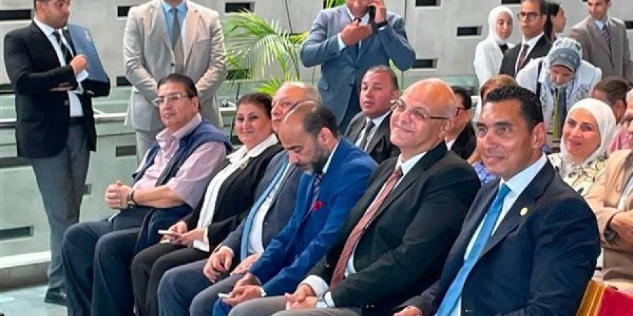 بحضور الوزير والمحافظ، توقيع بروتوكول تعاون بين "الشباب" ومكتبة الإسكندرية