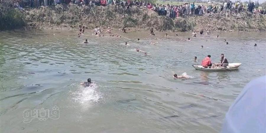 انتشال
      جثتي
      شابين
      بعد
      غرقهما
      في
      مياه
      النيل
      بالدقهلية