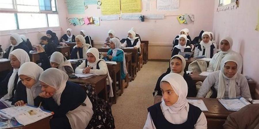 "تعليم
      القاهرة"
      يعلن
      قواعد
      تنسيق
      القبول
      بالصف
      الأول
      الثانوي
      العام
      للعام
      2026
      /2027