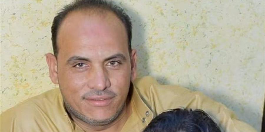 غدروا
      به
      بعد
      "جلسة
      الصلح"
      بساعات..
      تفاصيل
      مأساة
      "رزق"
      الذي
      قُتل
      أمام
      طفله
      الصغير
      في
      قويسنا