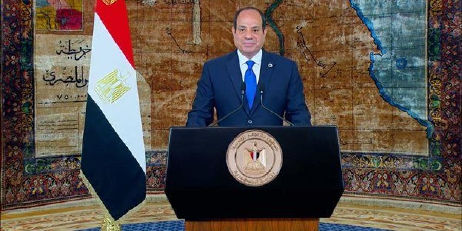 السيسي:
      الحفاظ
      على
      أمن
      مصر
      واستقرارها
      تحقق
      بوعي
      الشعب
      وعزيمته