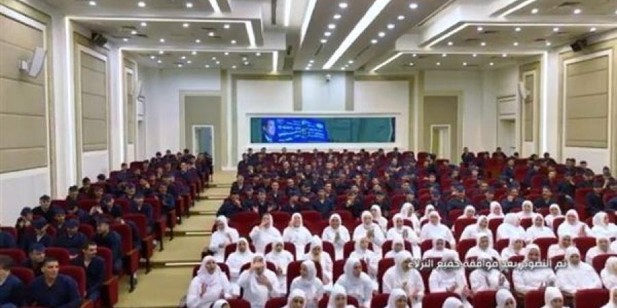 الداخلية:
      الإفراج
      عن
      1219
      نزيلًا
      بمناسبة
      ذكرى
      ثورة
      23
      يوليو
      تنفيذًا
      لقرار
      رئيس
      الجمهورية