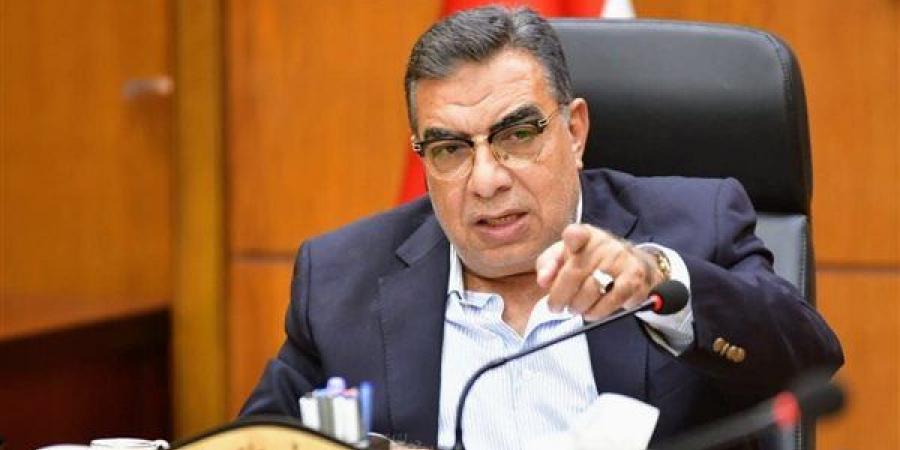 محافظ
      الدقهلية
      يعلن
      ضبط
      المالك
      والمقاول
      المتسبين
      في
      انهيار
      جزء
      من
      عقار
      طلخا