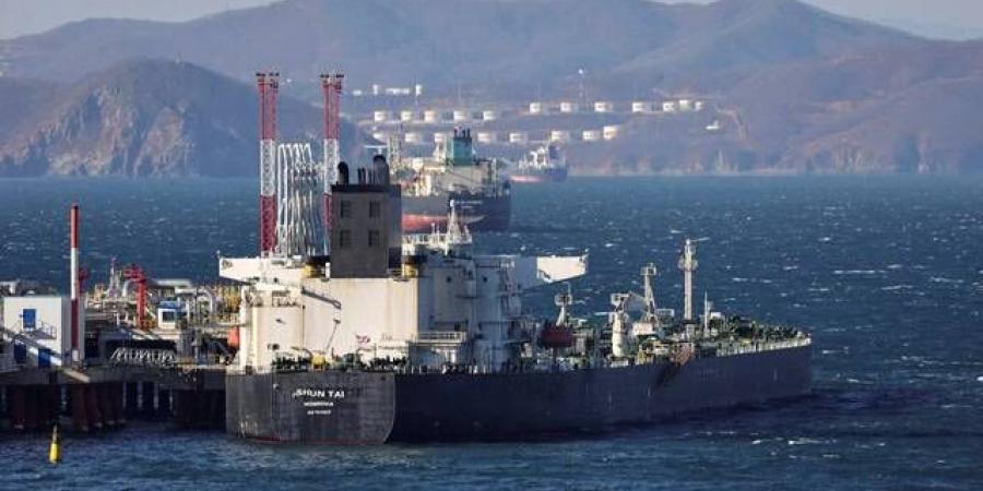 توقعات
      بارتفاع
      إيرادات
      روسيا
      من
      النفط
      والغاز
      بنسبة
      60%