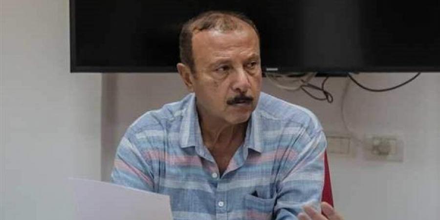 محسن
      صالح:
      كفاية
      خواجات..
      وعماد
      النحاس
      ومعتمد
      جمال
      ضحية
      الدولارات