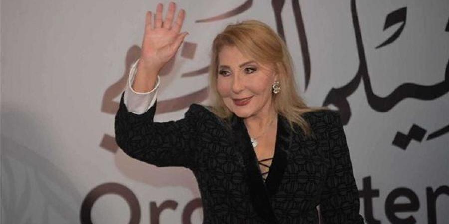 نادية
      الجندي:
      الناس
      كرهتني
      بسبب
      "صغيرة
      على
      الحب"
      والجمهور
      رفض
      وجودي
      أمام
      سعاد
      حسني
      (فيديو)