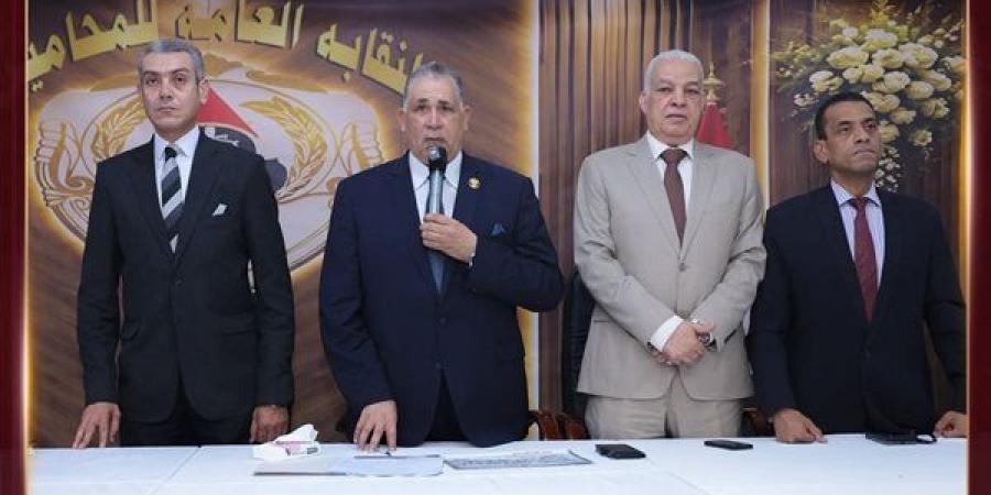المحامين:
      النقابة
      لا
      تلزم
      الأعضاء
      بارتداء
      الحجاب
      لممارسة
      المهنة