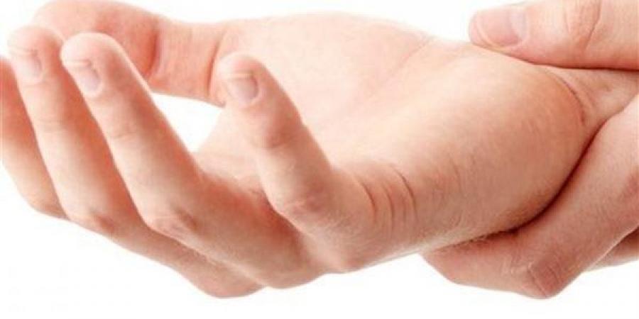 6
      أسباب
      وراء
      الإصابة
      برعشة
      اليدين