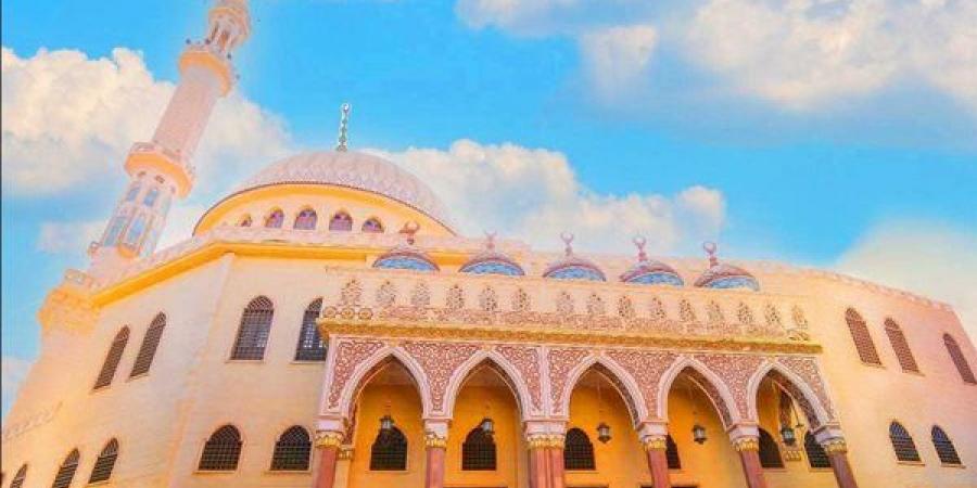 الأوقاف
      تفتتح
      اليوم
      25
      مسجدا
      في
      13
      محافظة
      ضمن
      خطتها
      لإعمار
      بيوت
      الله